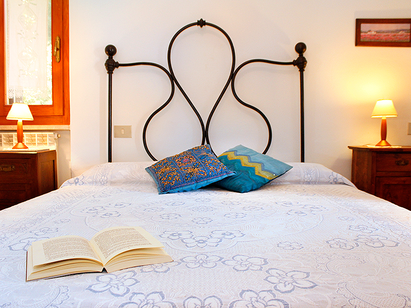 Agriturismo a Scansano con camere - Camera Blu Agriturismo il Marciatoio (2)